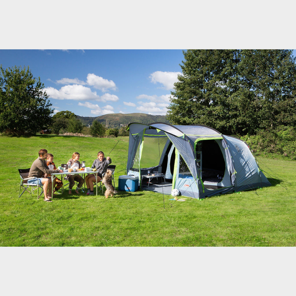 Refurbished Meadowood 4 Person Tent with Blackout Bedrooms