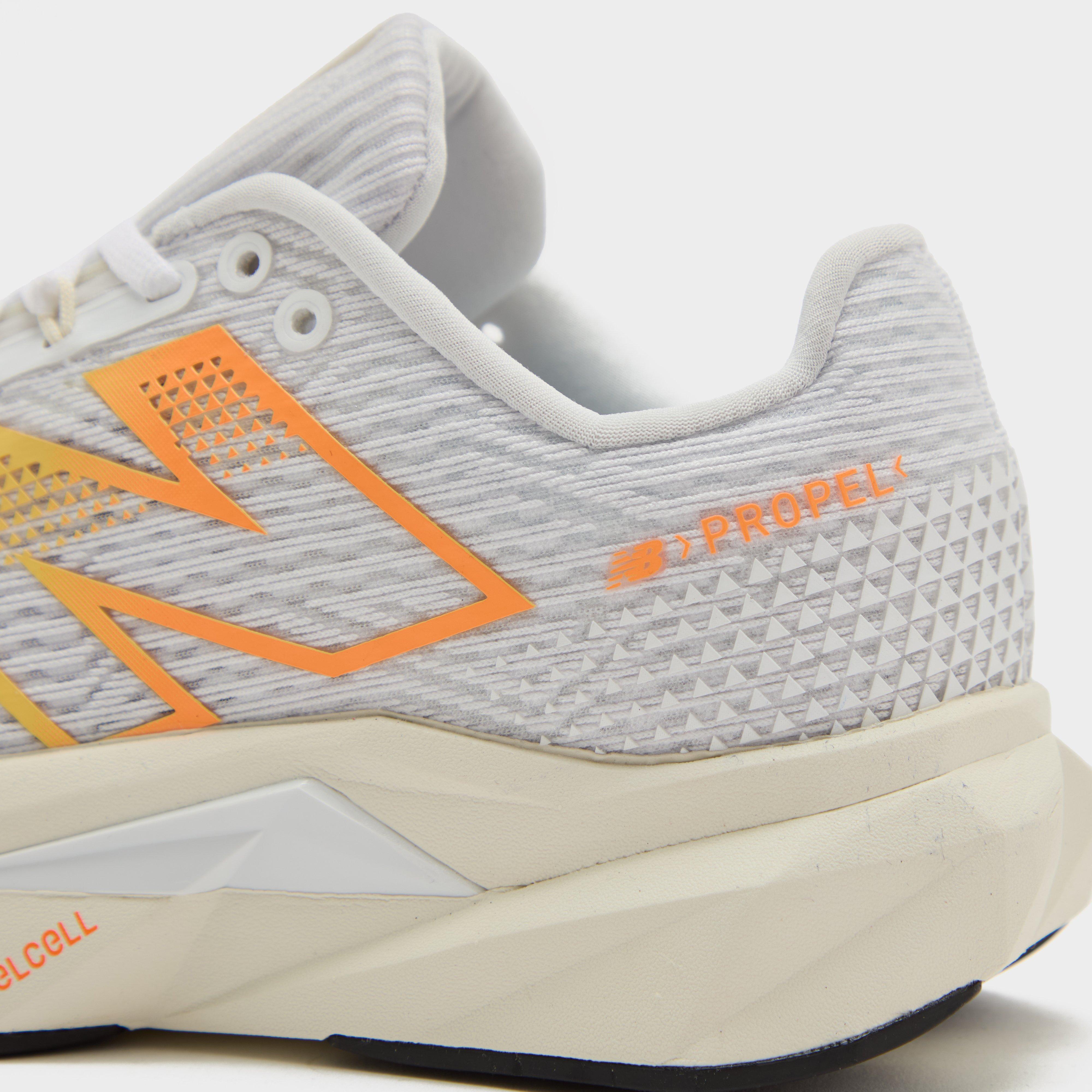 Women's FuelCell Propel v5 Shoes