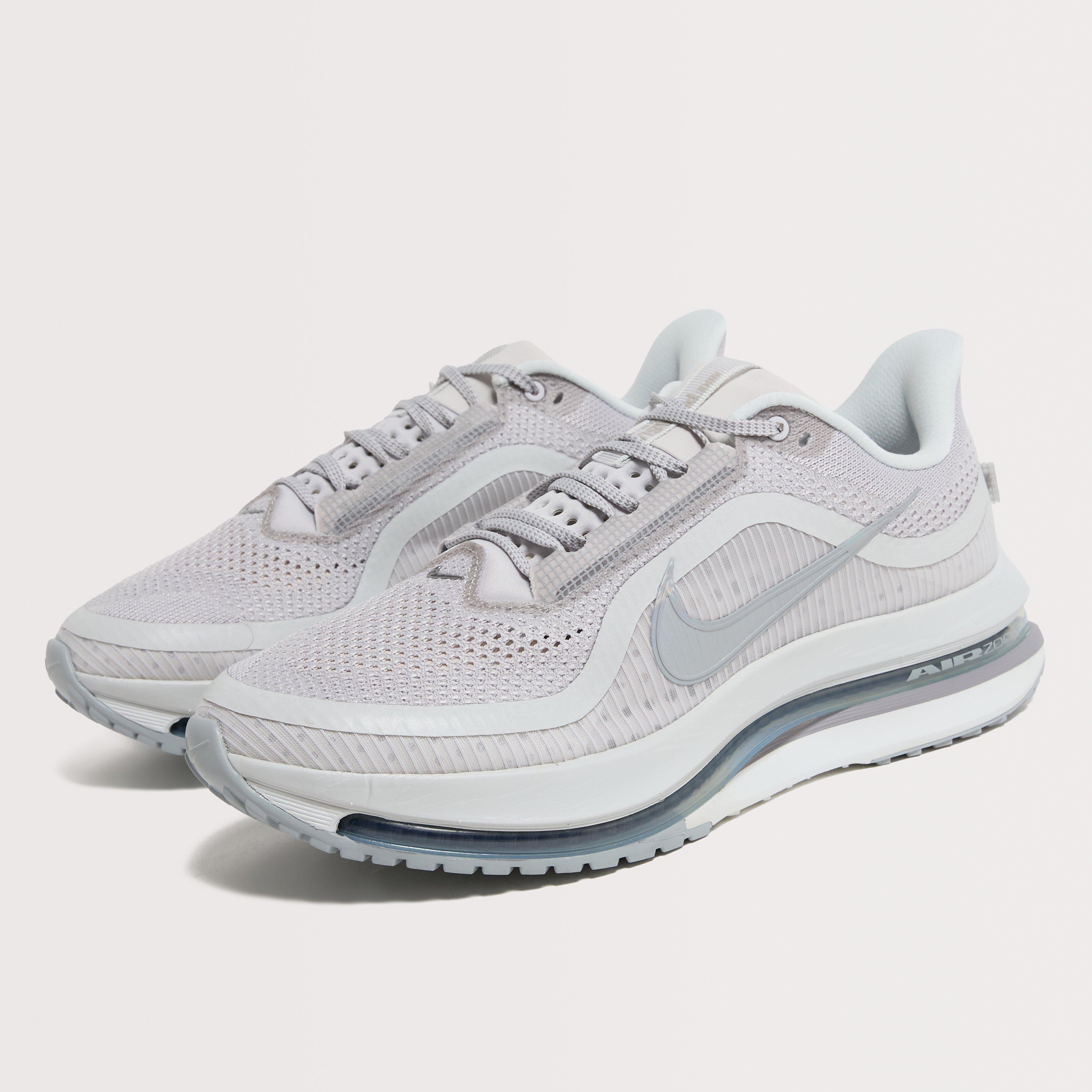 Mens Pegasus Premium Running Shoes