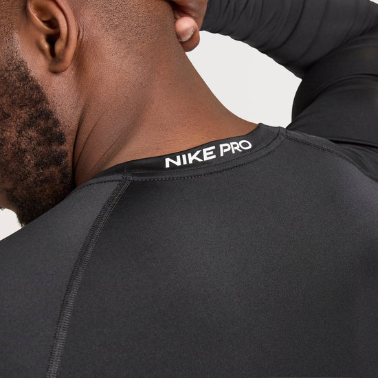 Men's Pro Dri-FIT Tight Long-Sleeve Fitness Top