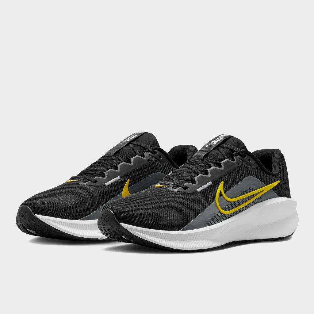 Men’s Downshifter 13 Road Running Shoes