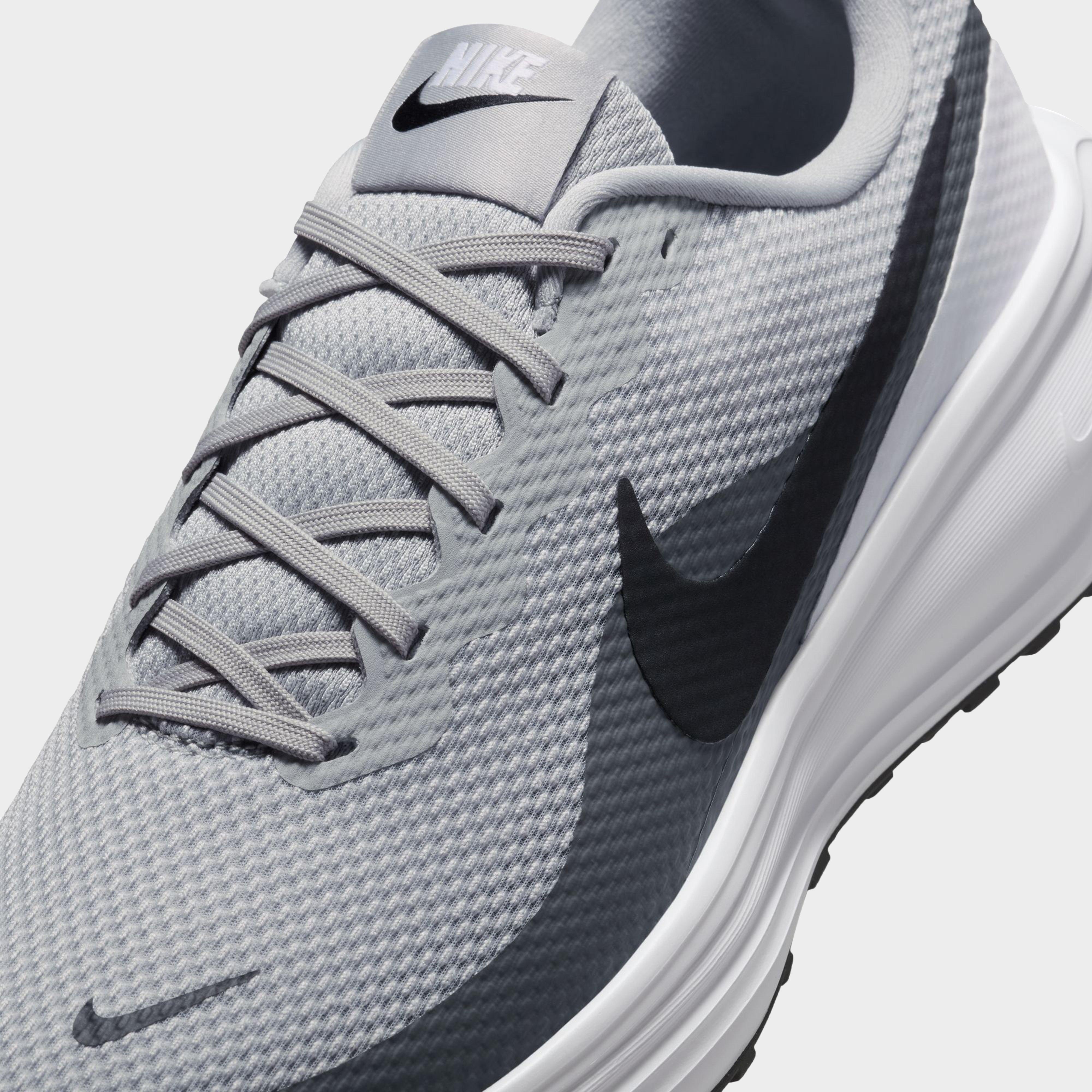 Men's Revolution 8 Road Running Shoes