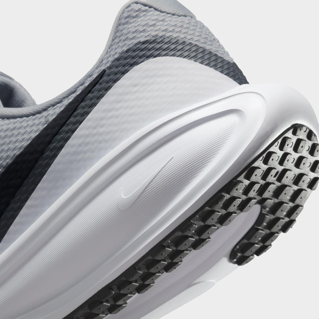 Men's Revolution 8 Road Running Shoes
