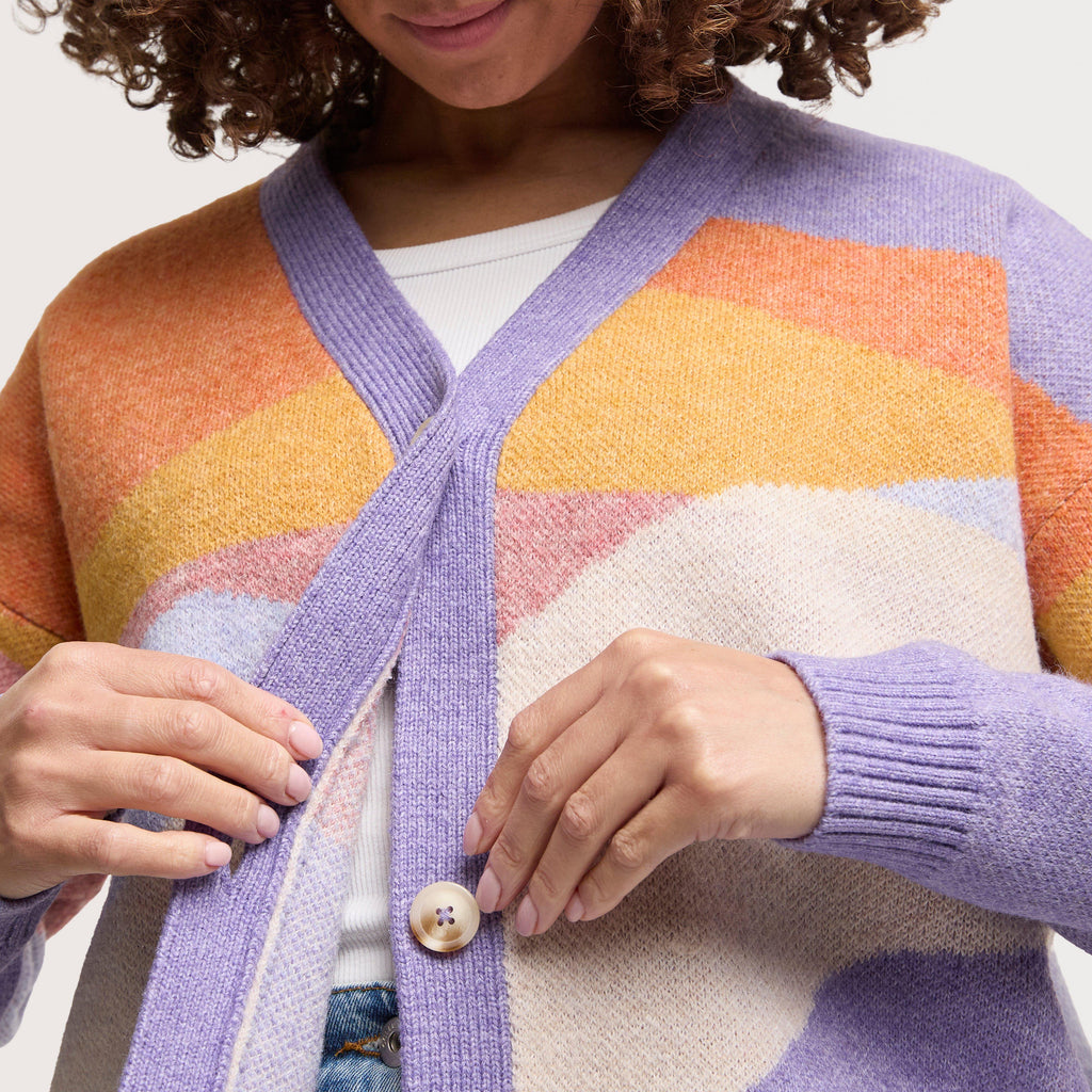 Women’s Scenic Knitted Cardigan