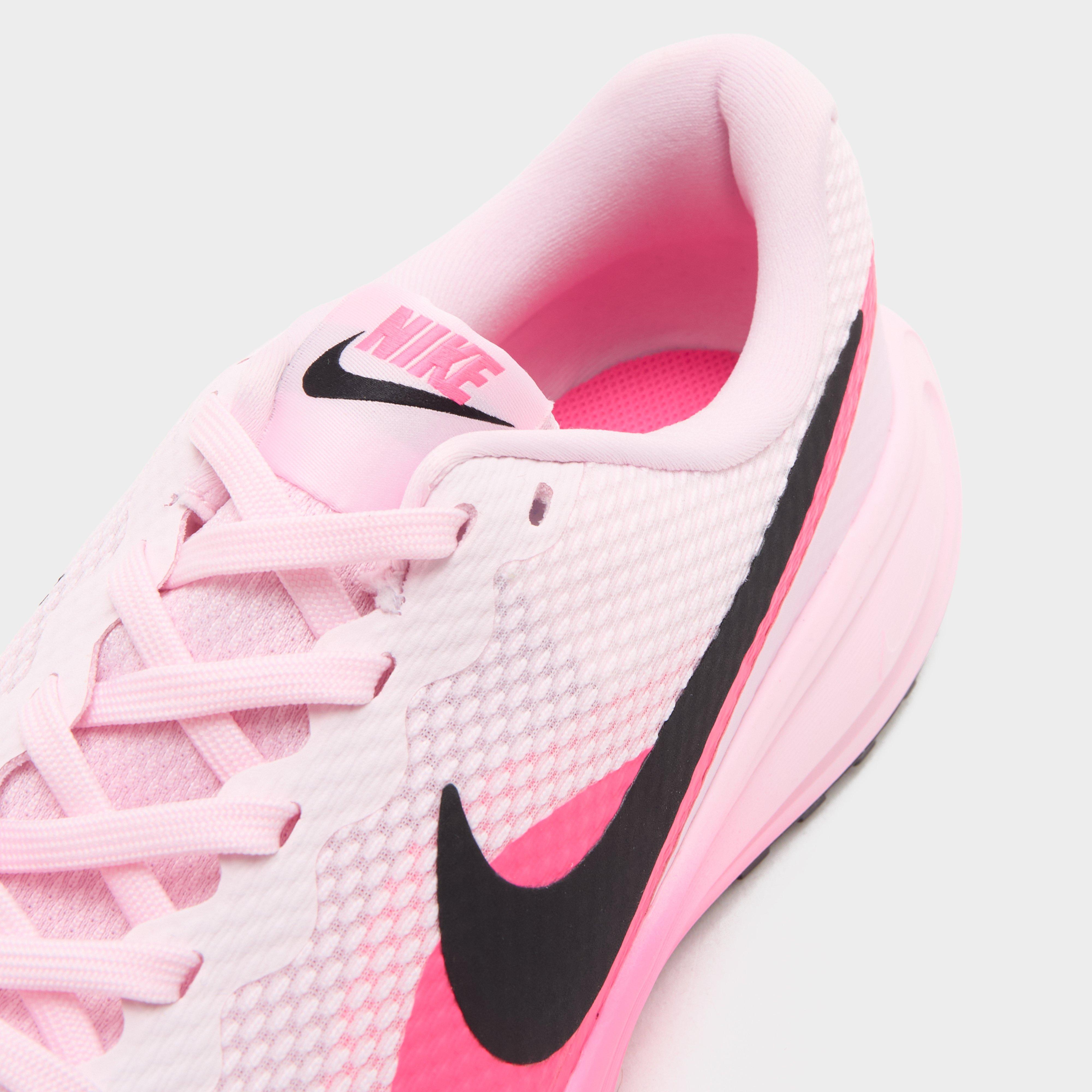 Women's Revolution 8 Road Running Shoes