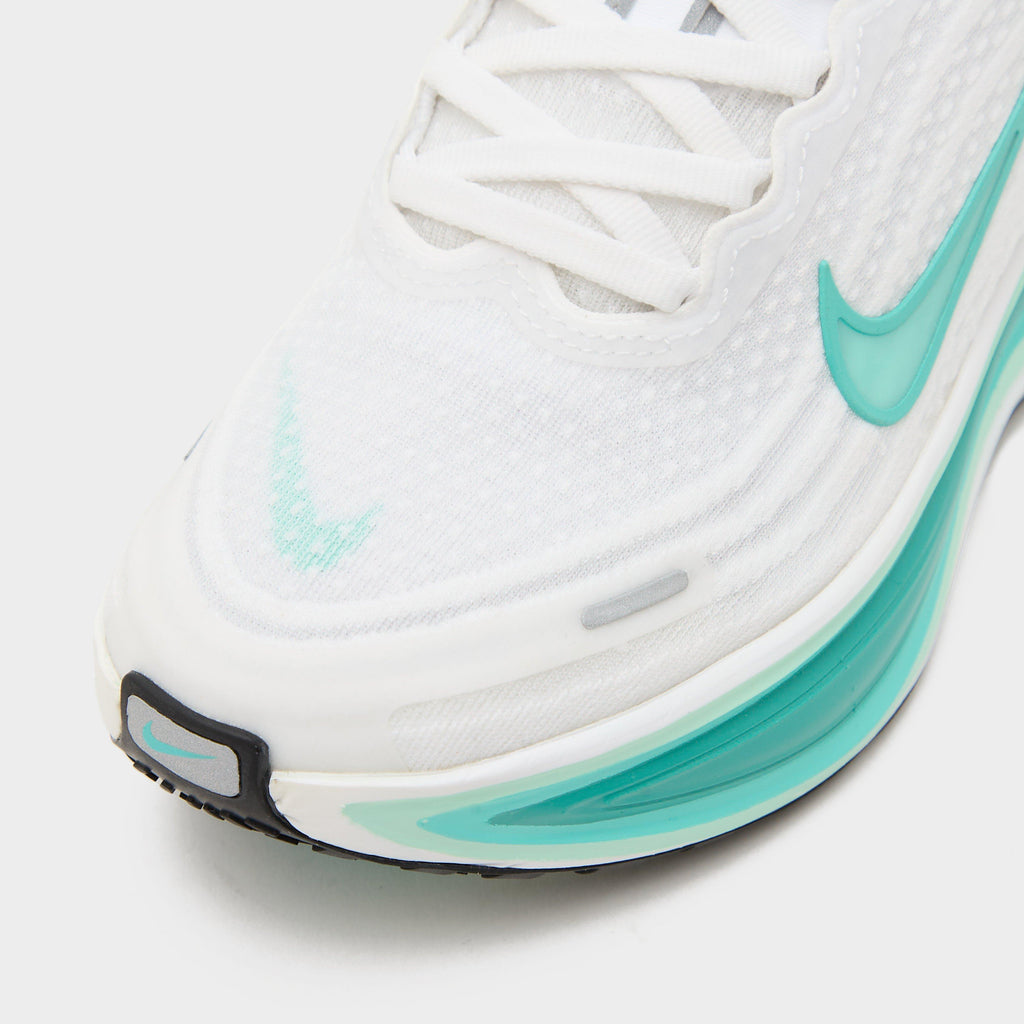 Women’s Vomero Plus Road Running Shoe