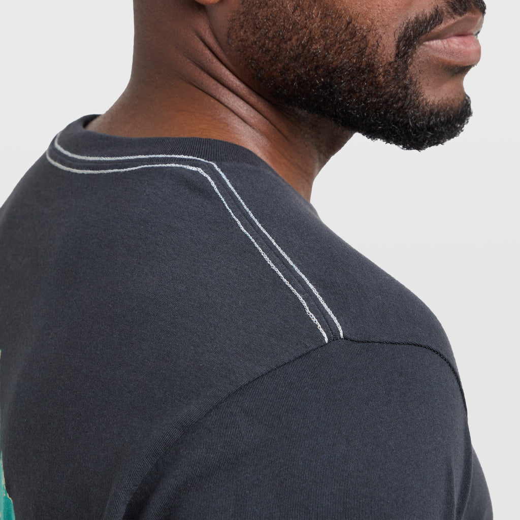 Men's Mountain Valley Back Print Graphic T-shirt