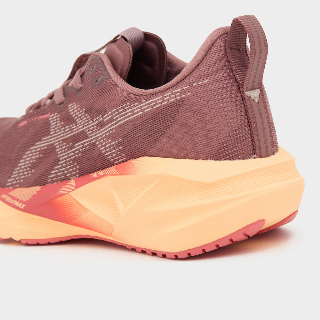 Women’s Novablast™ 5 Running Shoes