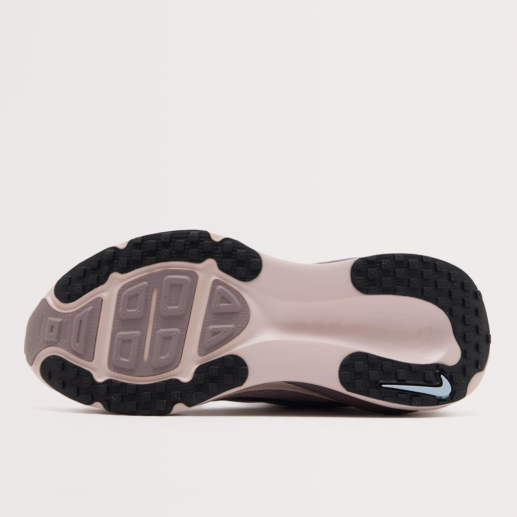 Women’s Vomero 18 Road Running Shoes