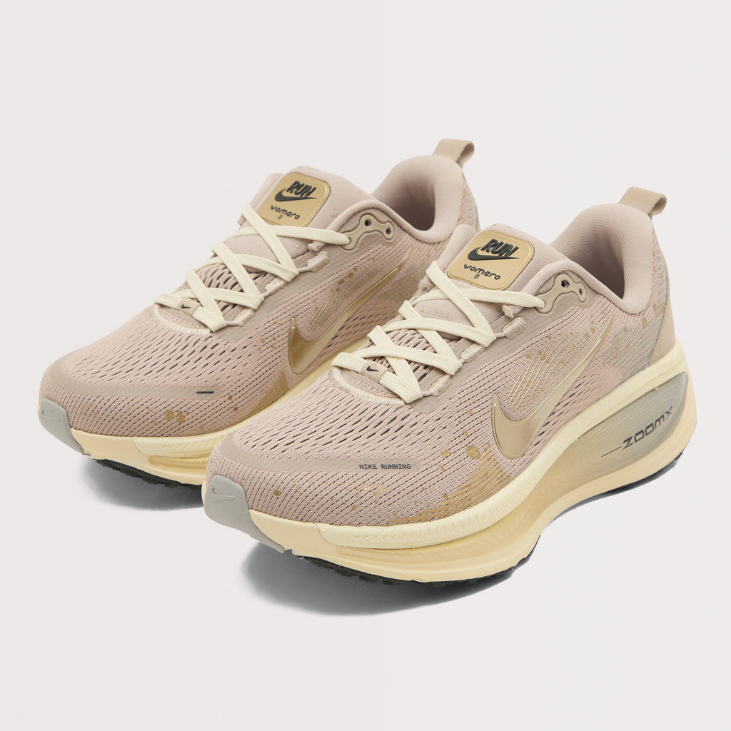 Womens Vomero 18 Running Shoes