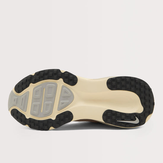 Womens Vomero 18 Running Shoes