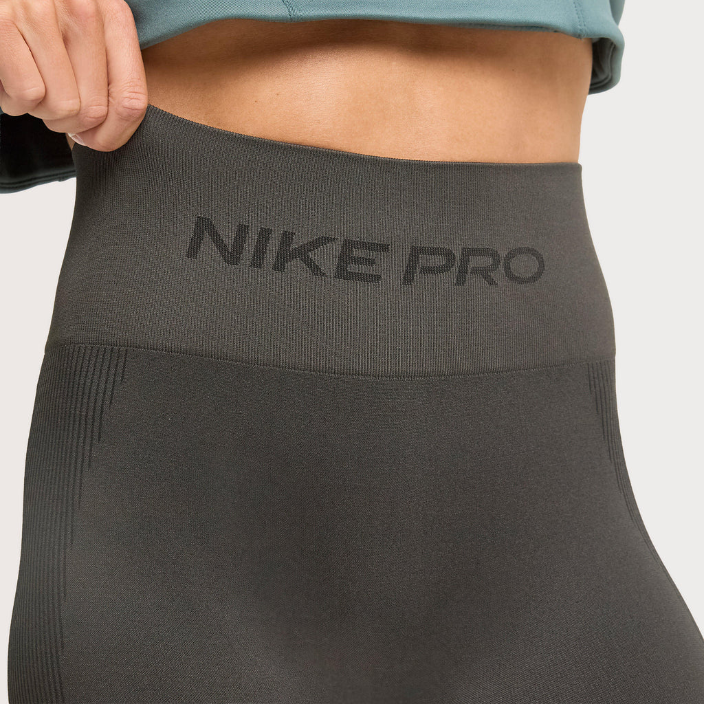 Women's Nike Pro Seamless High-Waisted Leggings