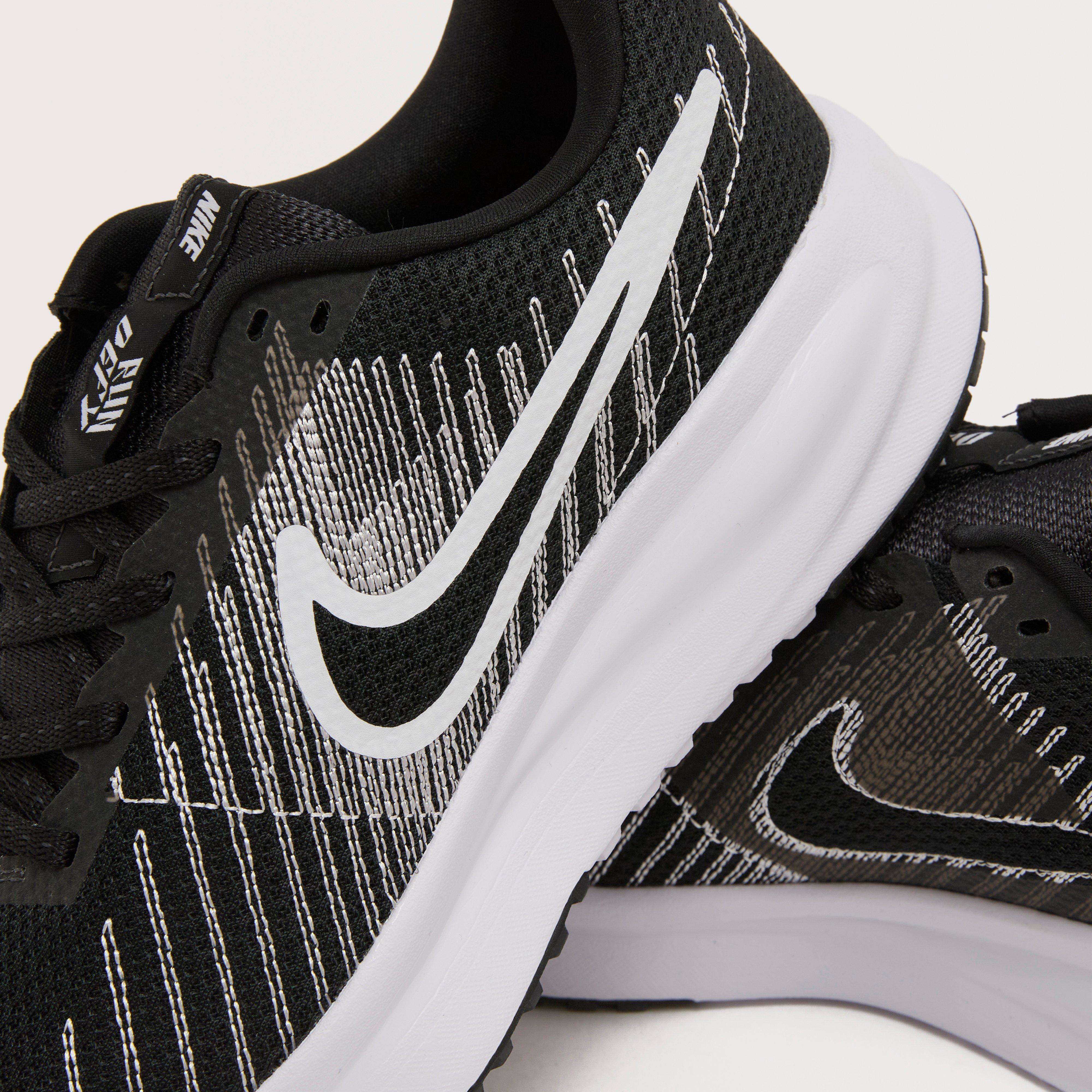 Men's Run Defy Road Running Shoe