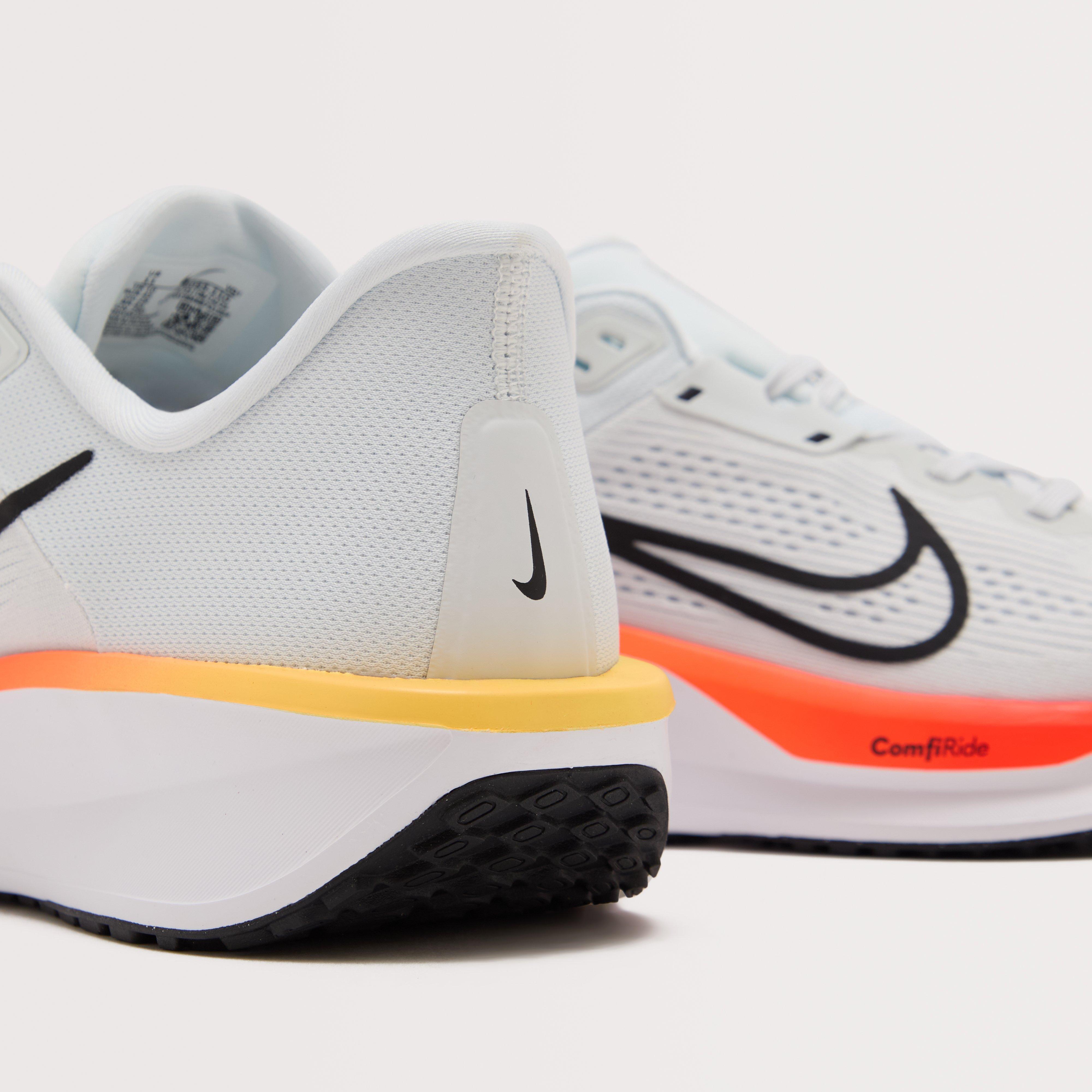 Men’s Quest 6 Road Running Shoe