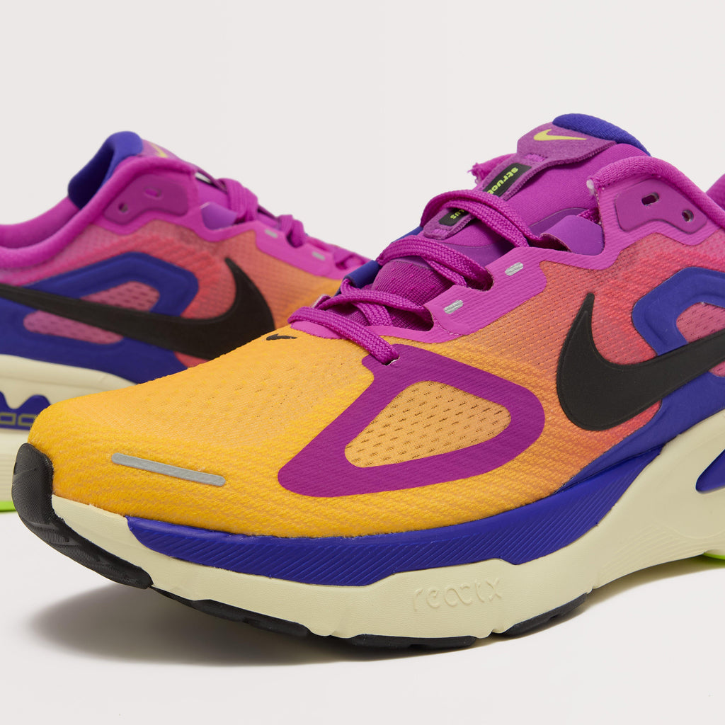 Men’s Structure Plus Road Running Shoe