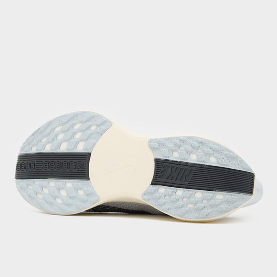 Men’s Pegasus Plus Running Shoe