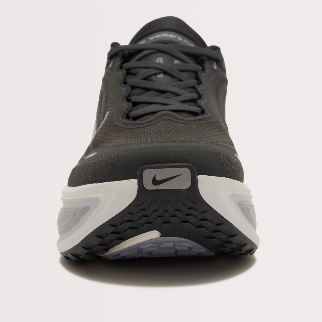 Men's Road Running Shoes Vomero Plus