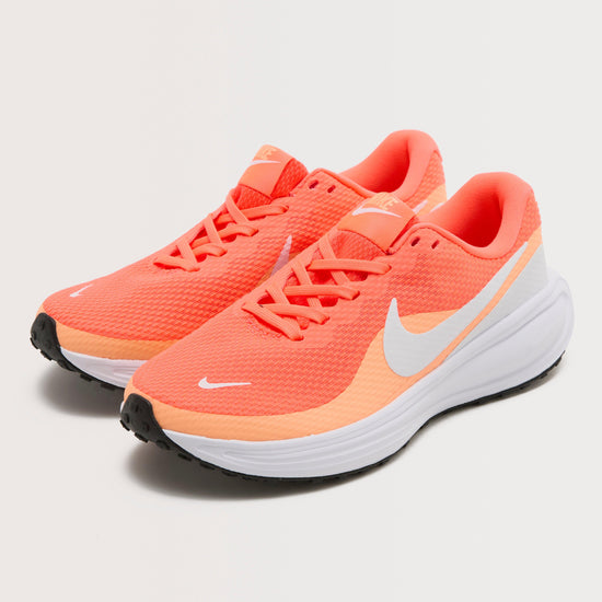 Women's Revolution 8 Road Running Shoes