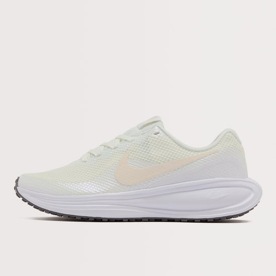 Women's Revolution 8 Road Running Shoes