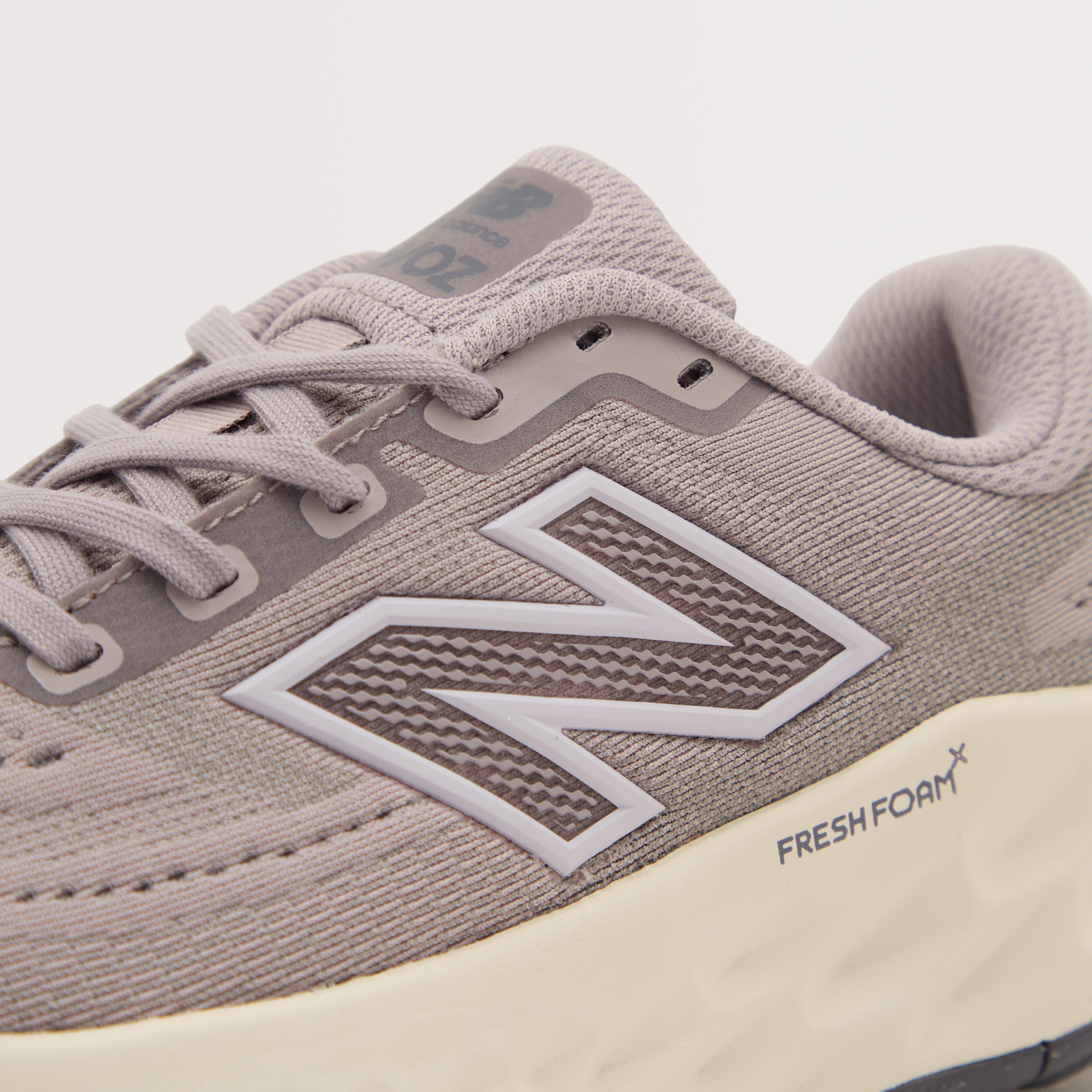 Women’s Free Foam X EVOZ V4 Running Shoes