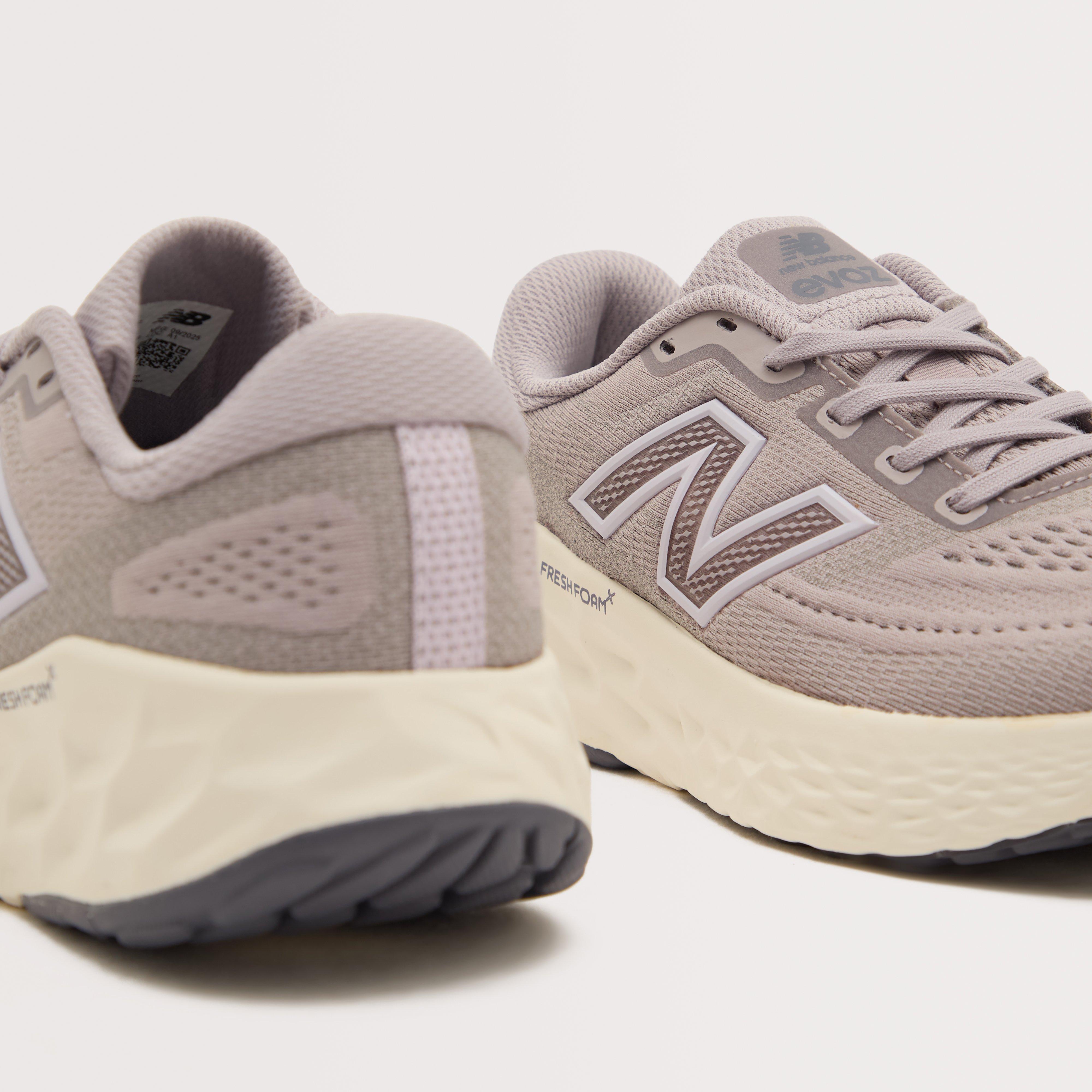 Women’s Free Foam X EVOZ V4 Running Shoes