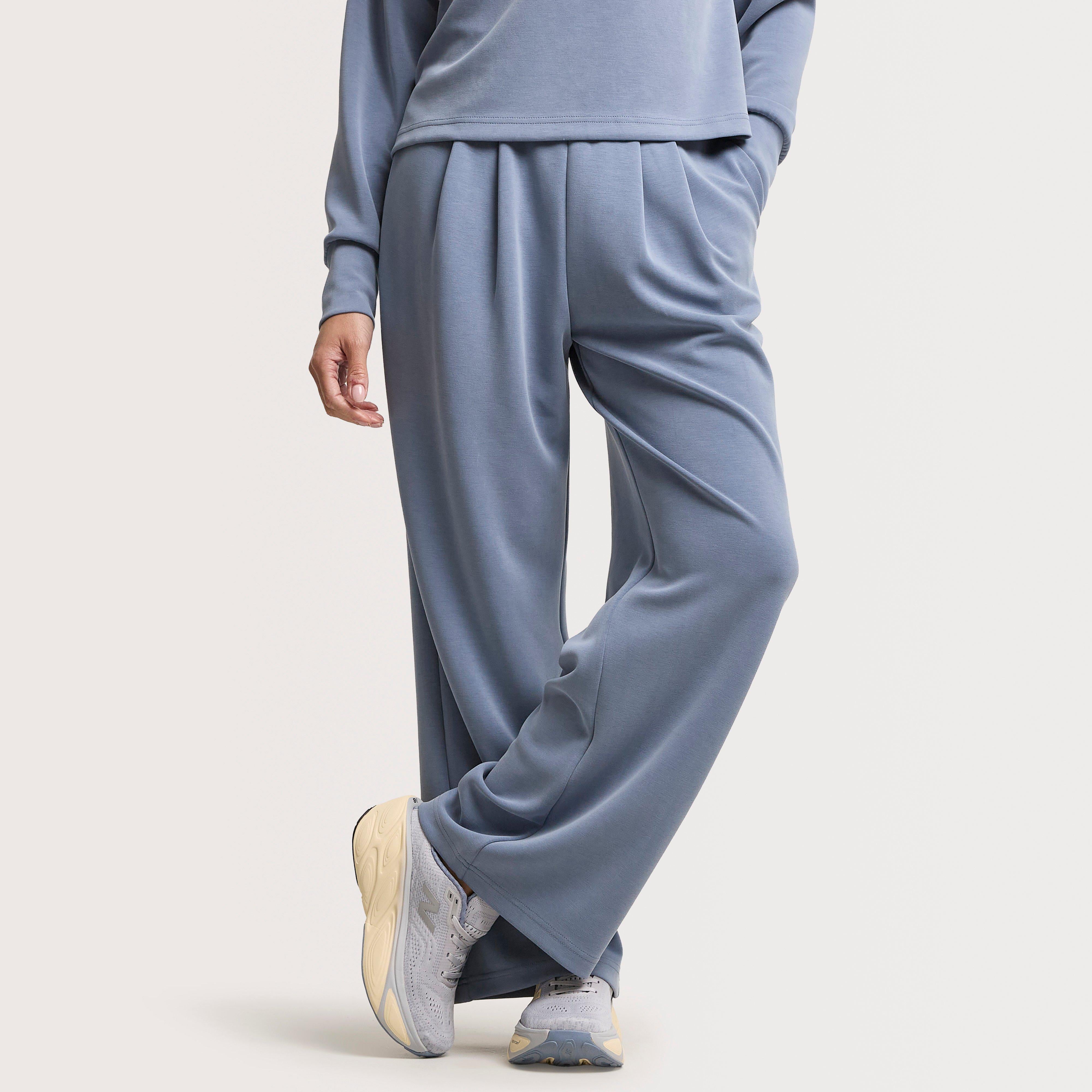 Women's CloudWeight Track Trousers