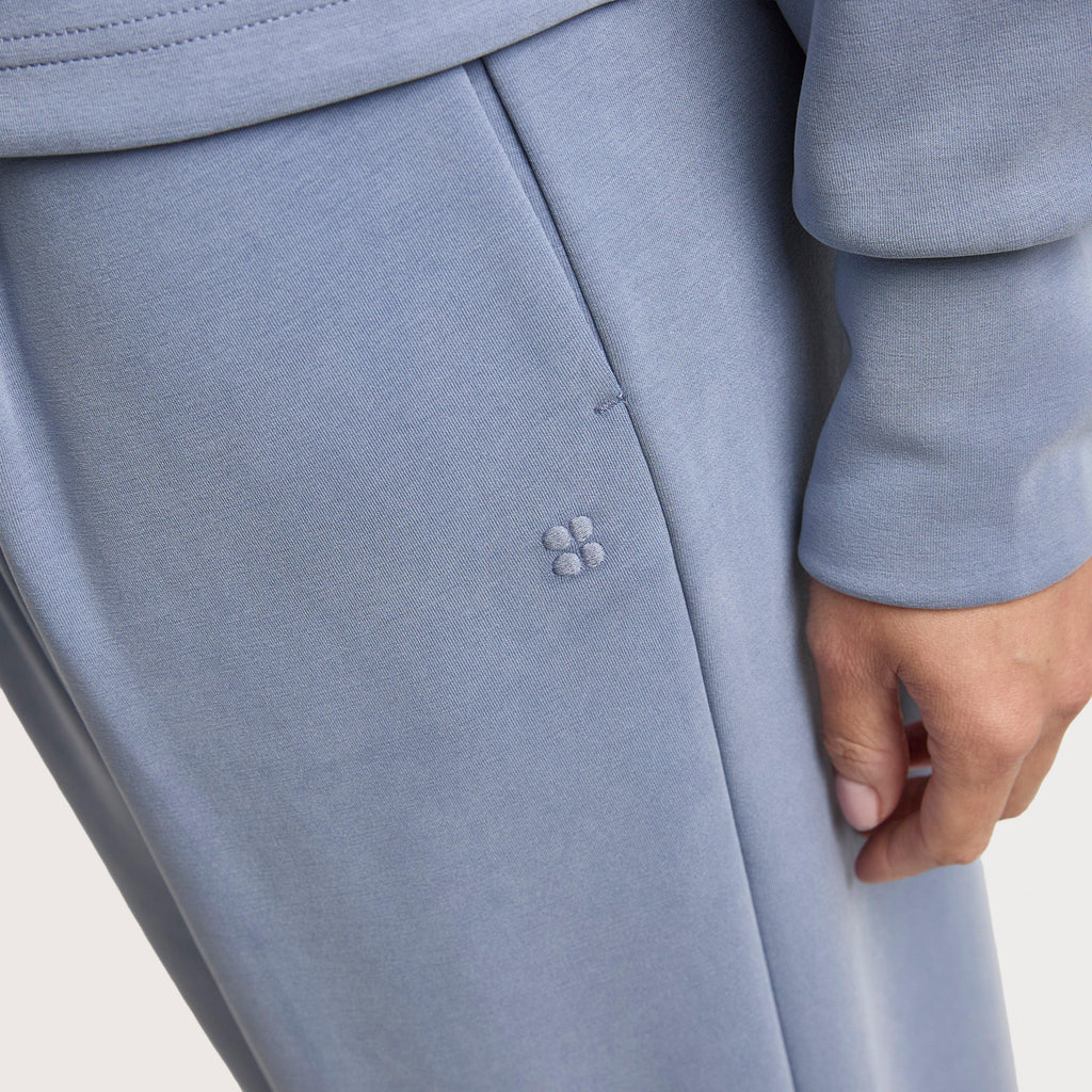 Women's CloudWeight Track Trousers