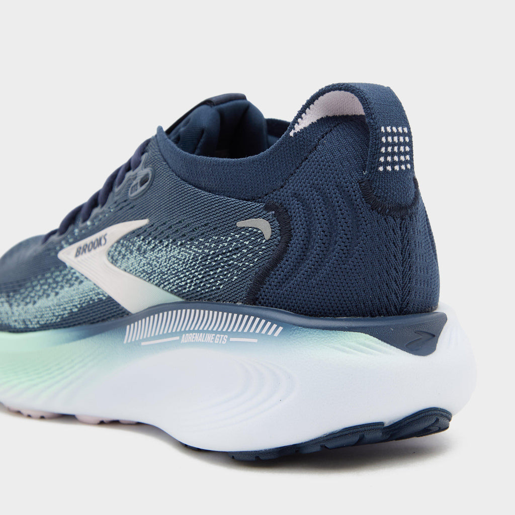 Women’s Adrenaline GTS 25 Running Shoes