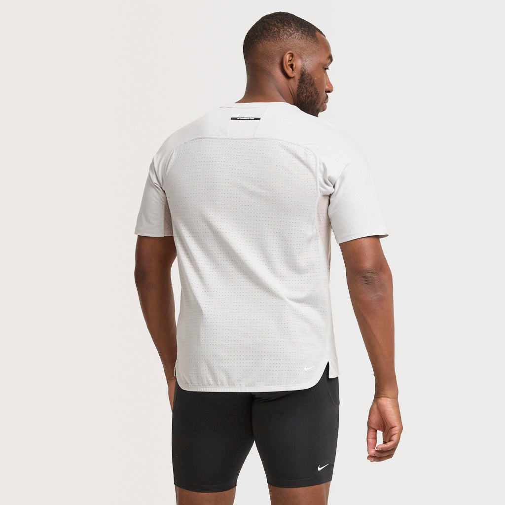 Men’s Trail Solar Chase Dri-FIT ADV T-Shirt