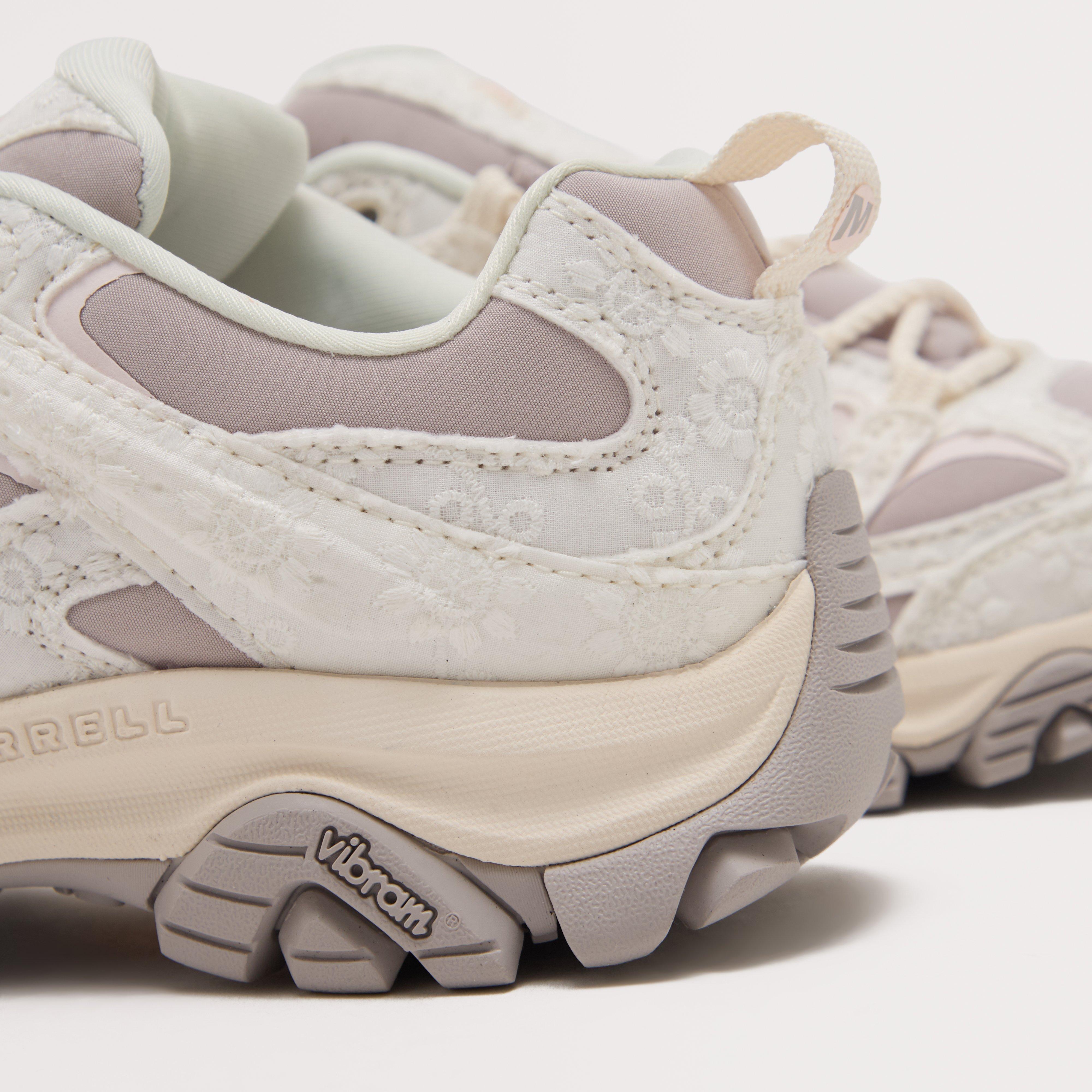 Women’s Moab 3 Hiking Shoe