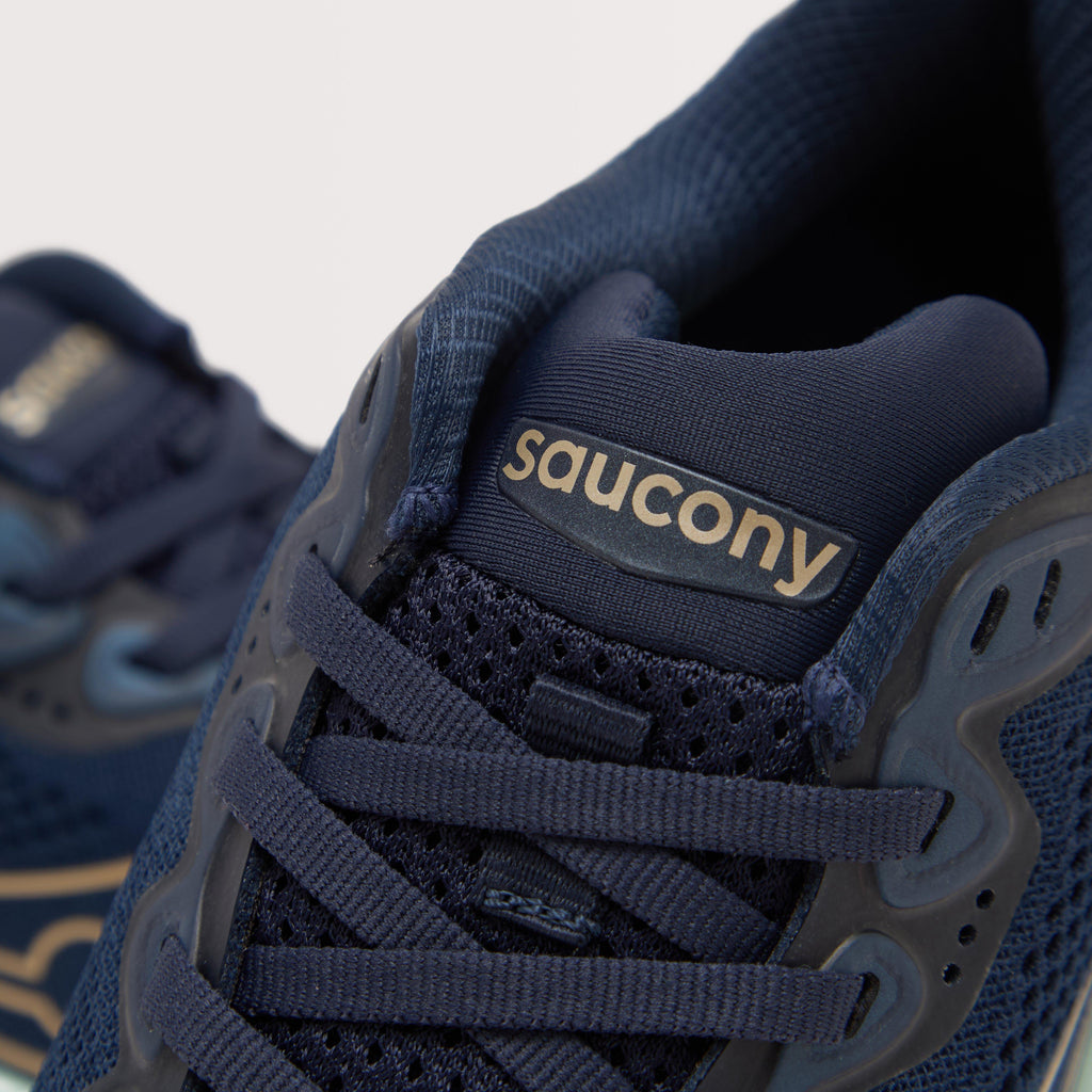 Women's Ride 19 Running Shoe