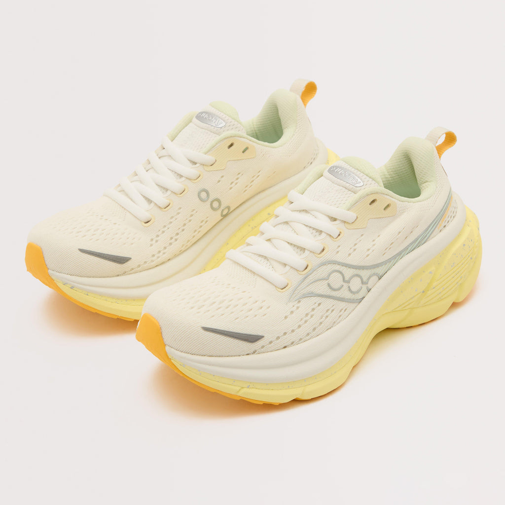 Women's Hurricane 25 Running Shoes