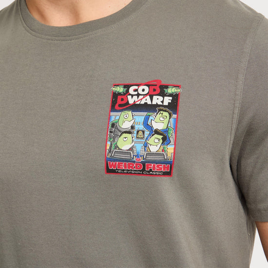 Men’s Cod Dwarf Back Print Artist T-Shirt