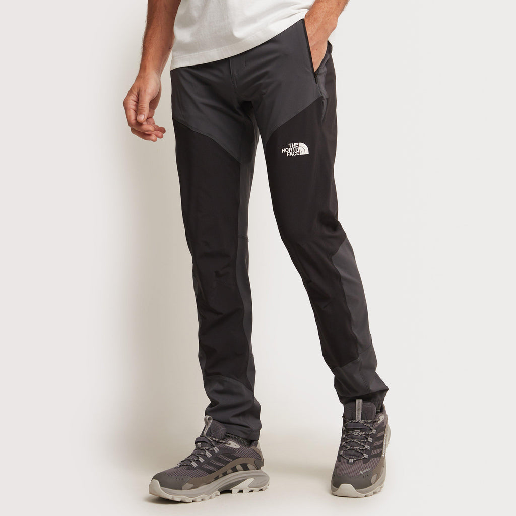 Men’s Flex Slim Tapered Trousers