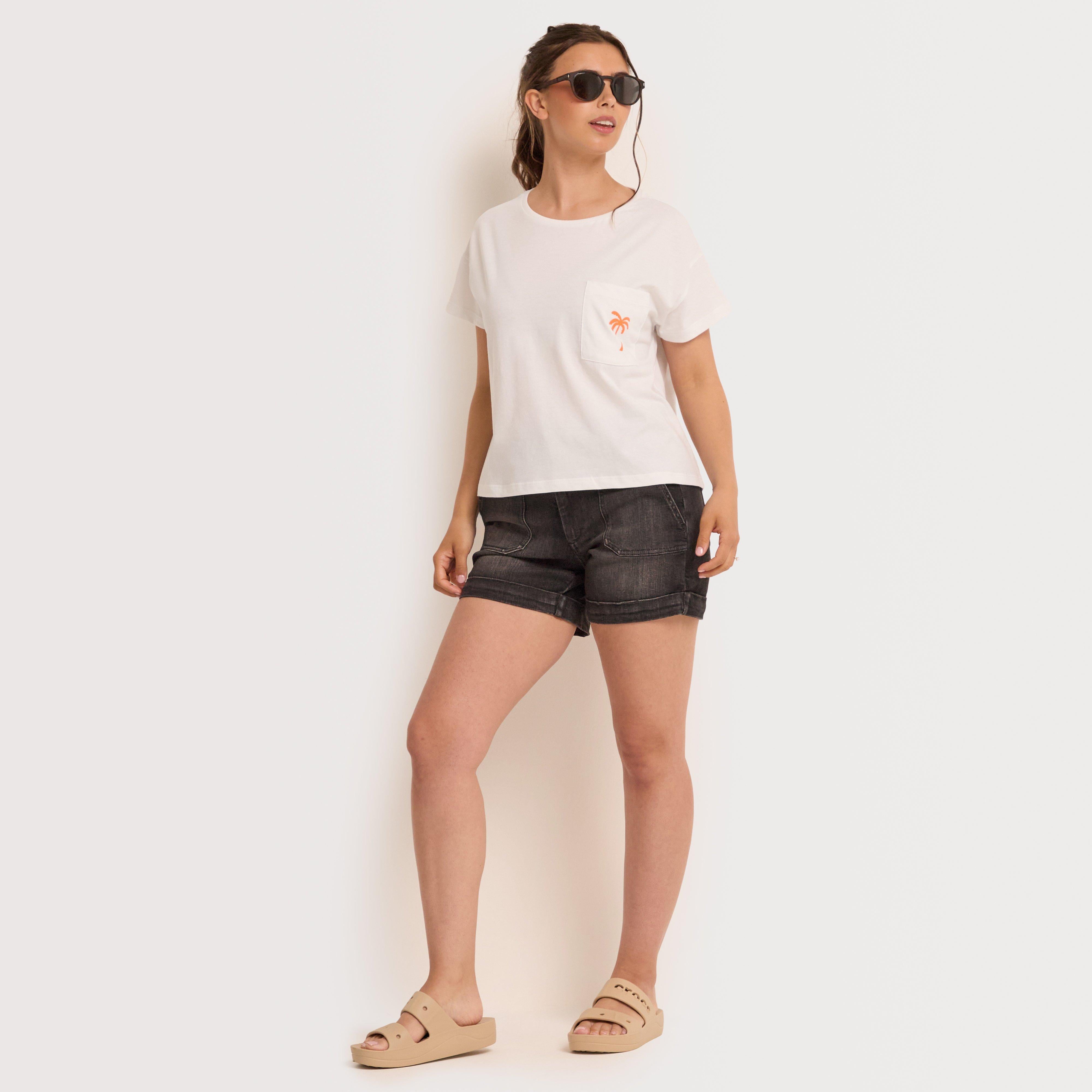 Women's Stack Pocket T-Shirt