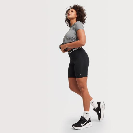Women's Pro 365 8" Shorts