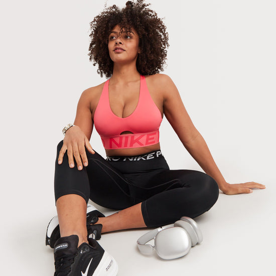 Women's Nike Pro Sculpt Medium-Support Padded Sports Bra