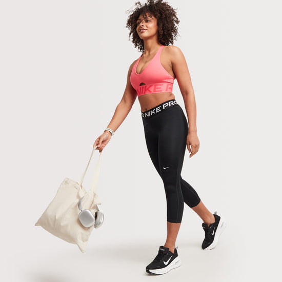 Women's Nike Pro Sculpt Medium-Support Padded Sports Bra