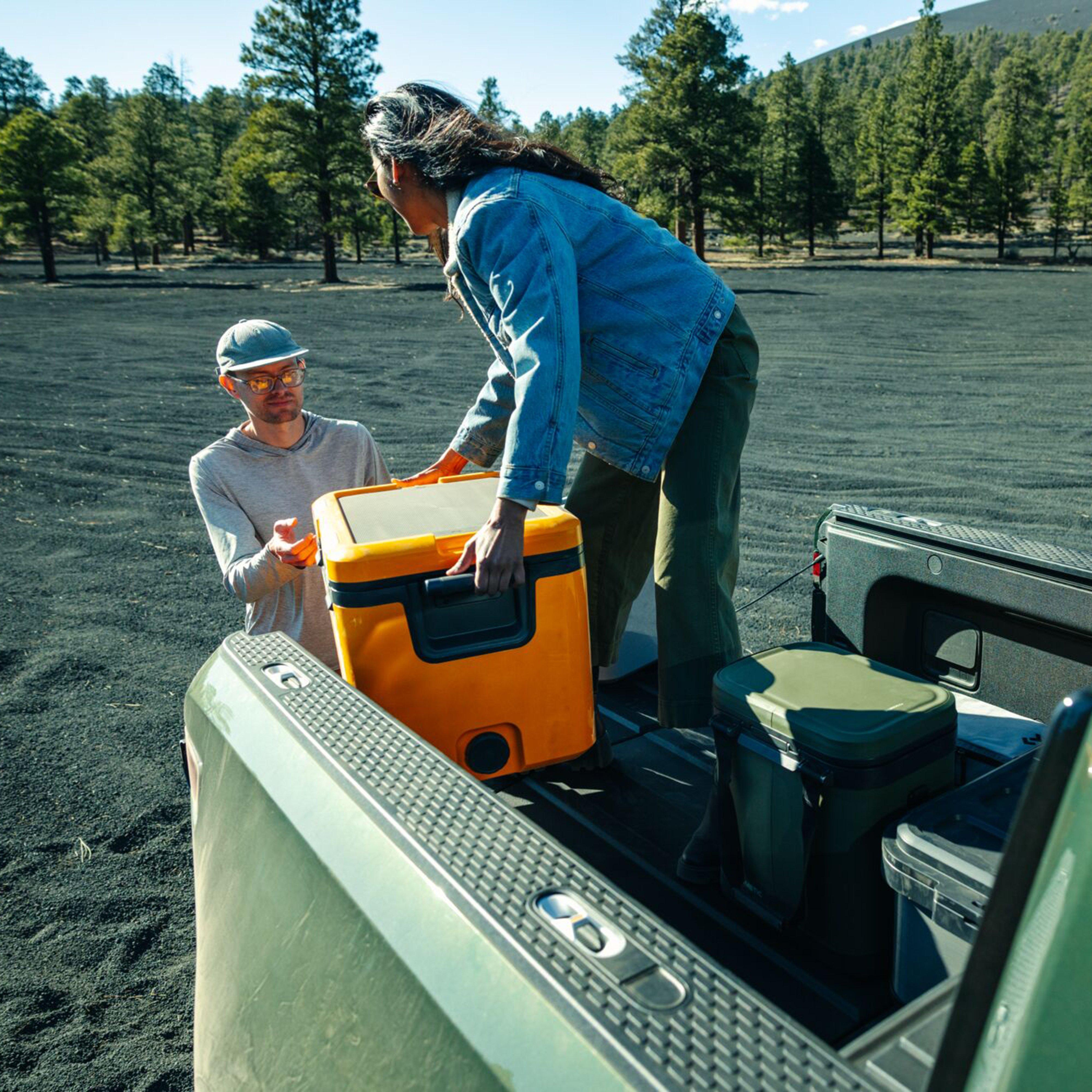 Recon Hardside Large 69L