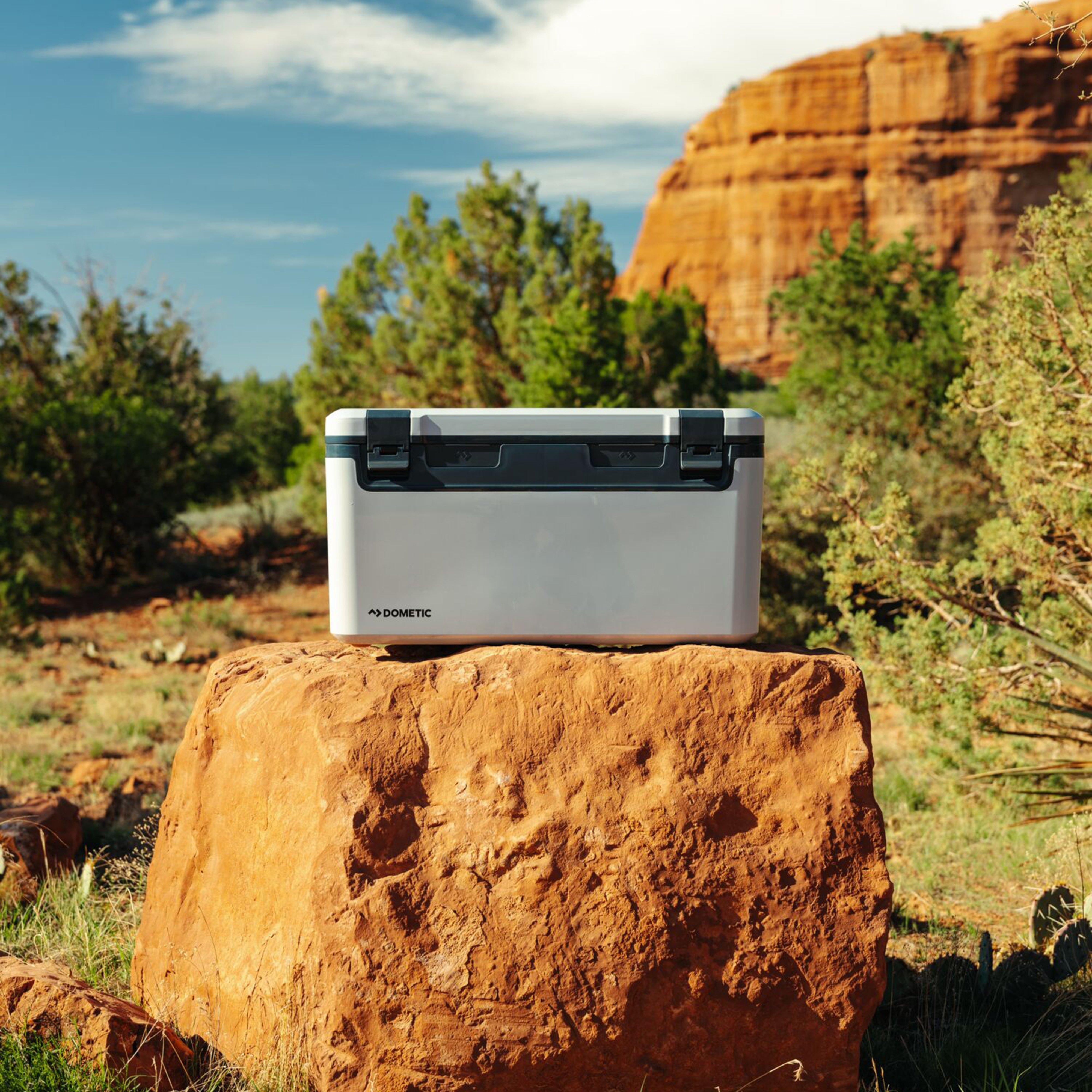 Recon Hardside Large 69L