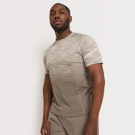 Men’s Arc Seamless Tee