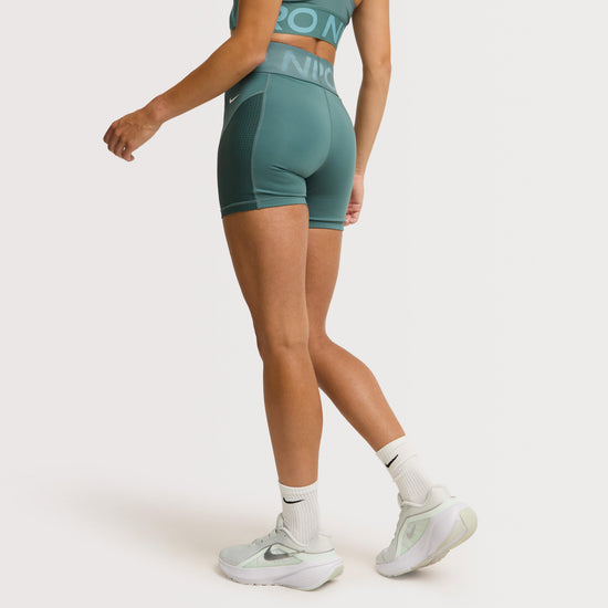 Women’s Nike Pro Sculpt 5in Shorts