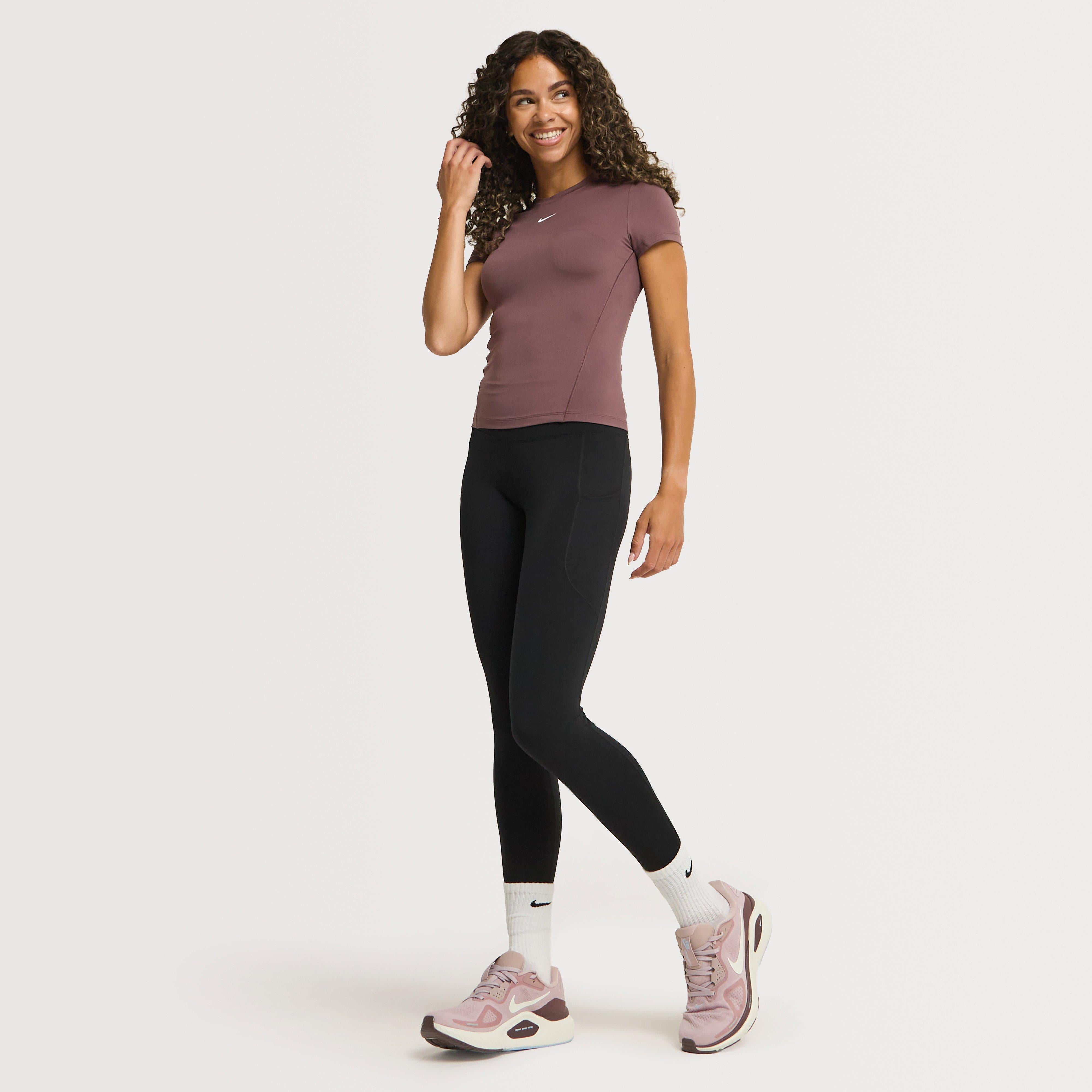 Women’s Nike One Fitted Top