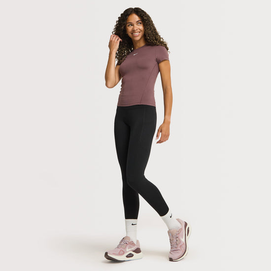 Women’s Nike One Fitted Top