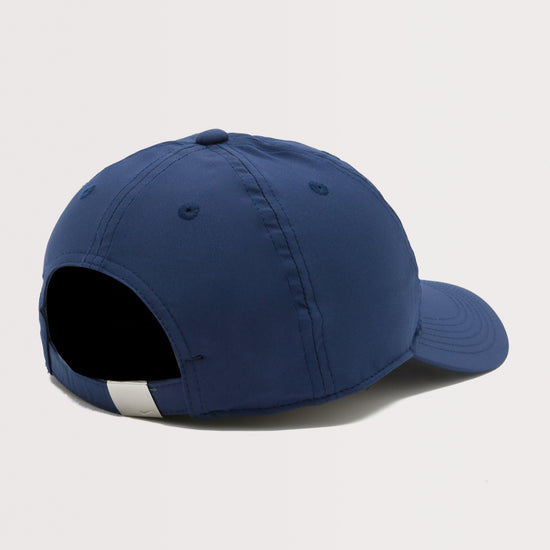 Kids' Dri-FIT Club Metal Swoosh Cap