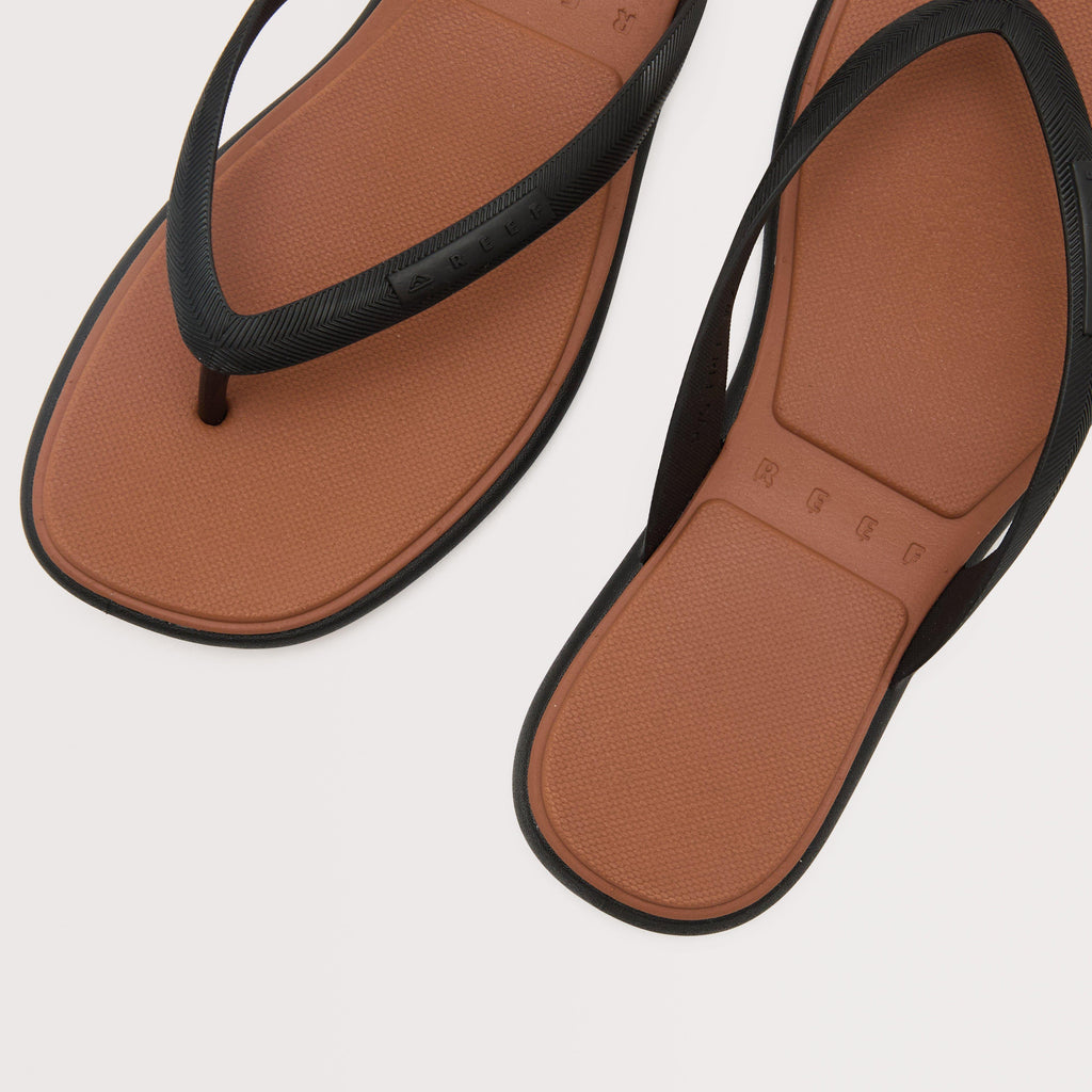 Women’s Water Willow Malibu – Black/Tan