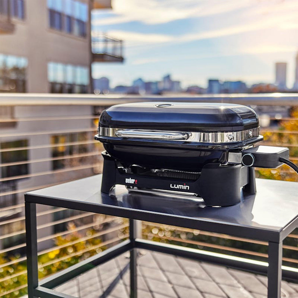 Lumin® Compact Electric Outdoor Barbecue