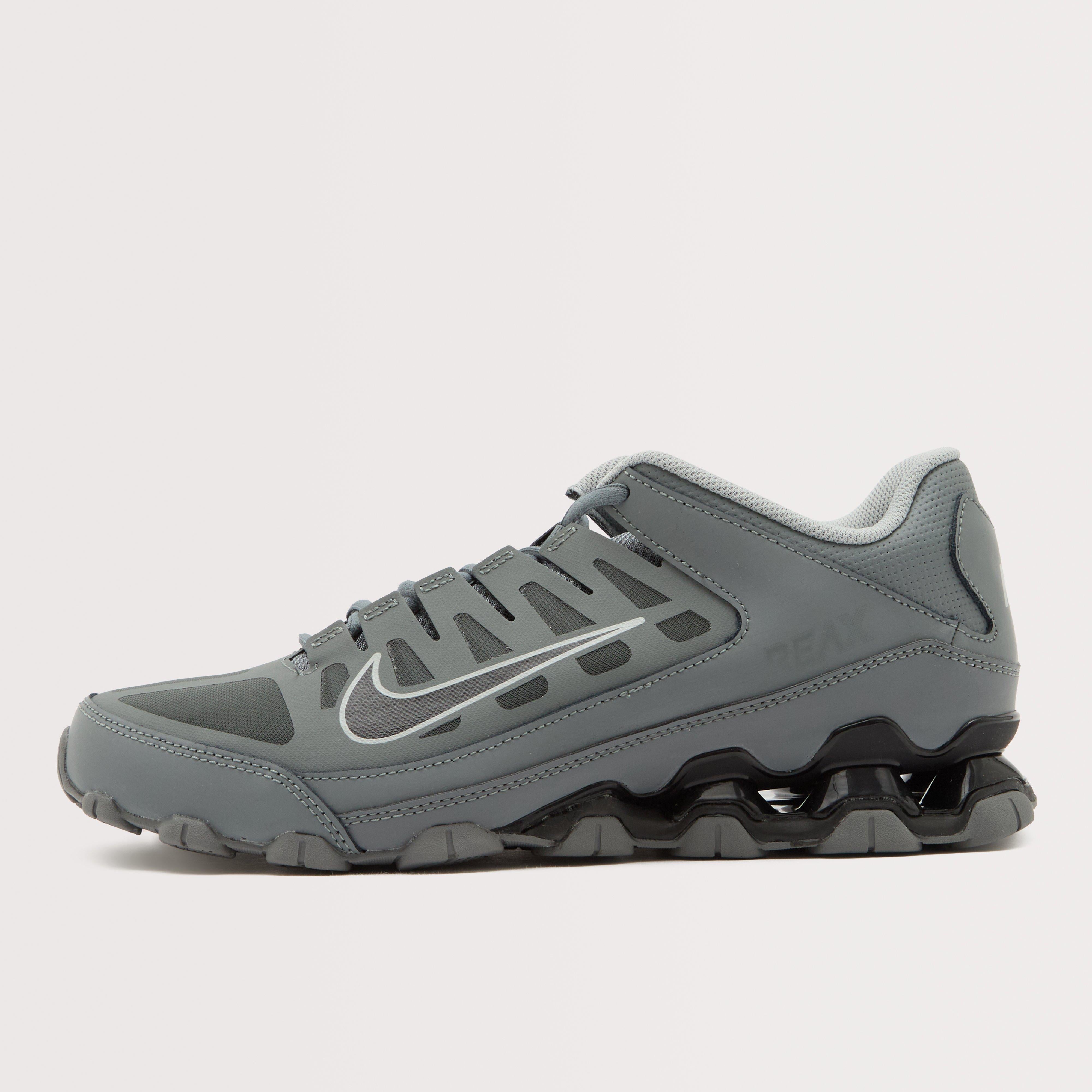 Men's Reax 8 TR Workout Shoes