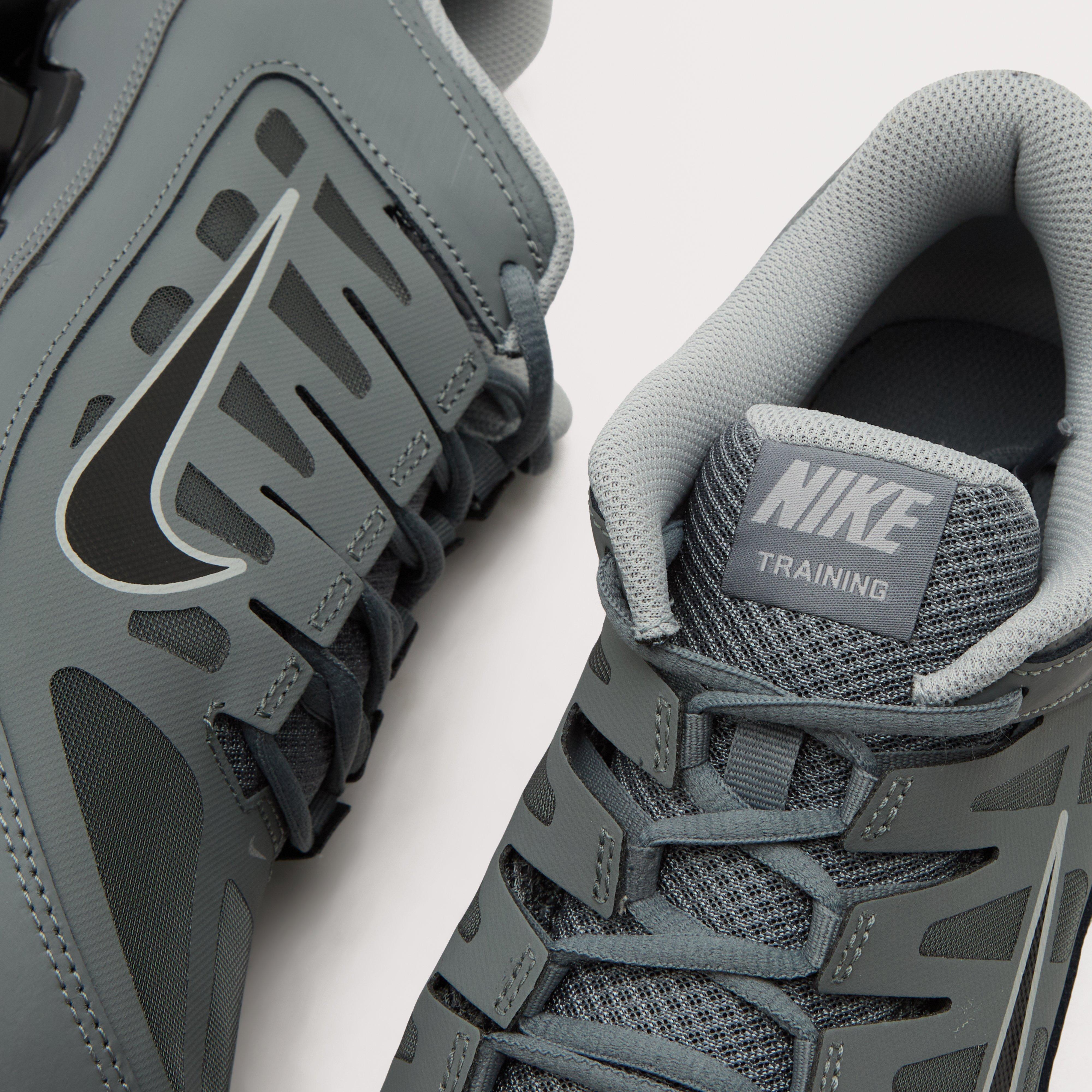 Men's Reax 8 TR Workout Shoes
