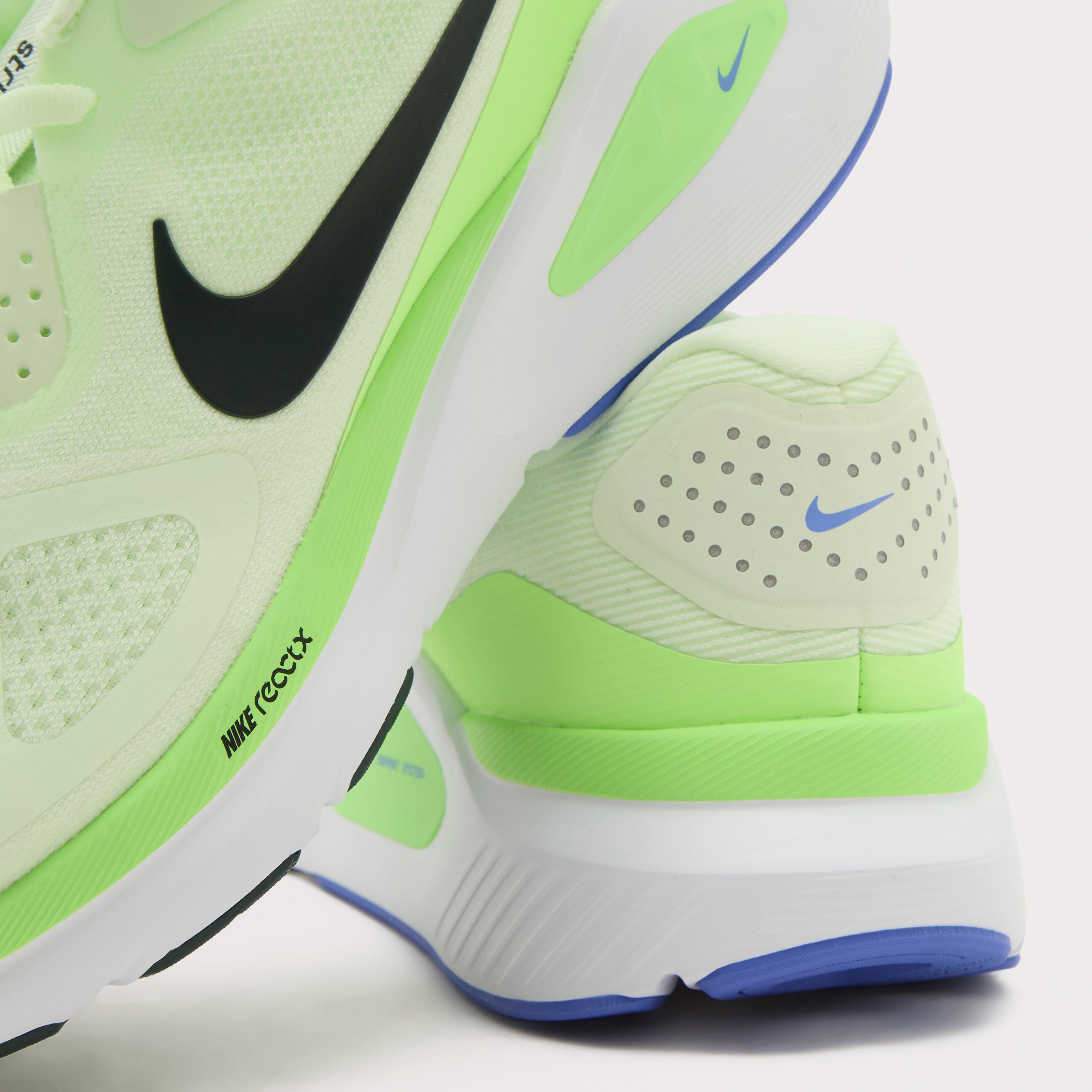 Men's Structure 26 Road Running Shoe